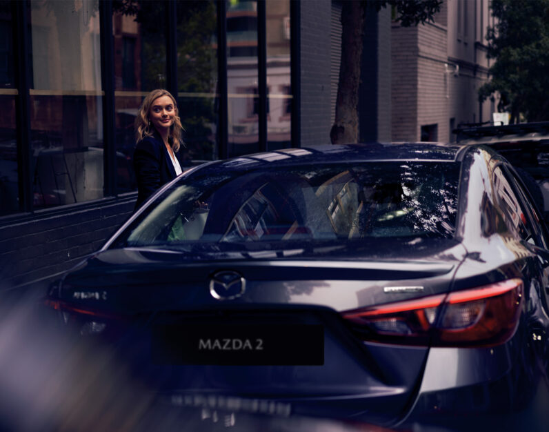 
								New Mazda 2 Sedan full									