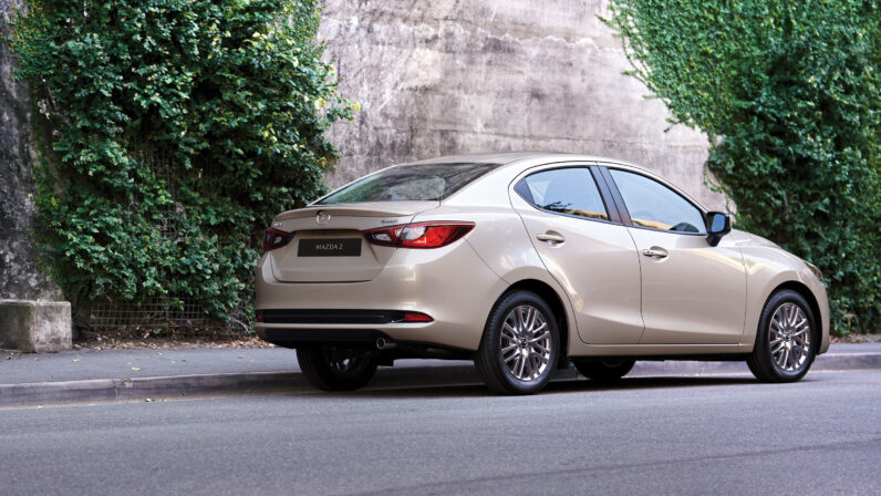 
								New Mazda 2 Sedan full									