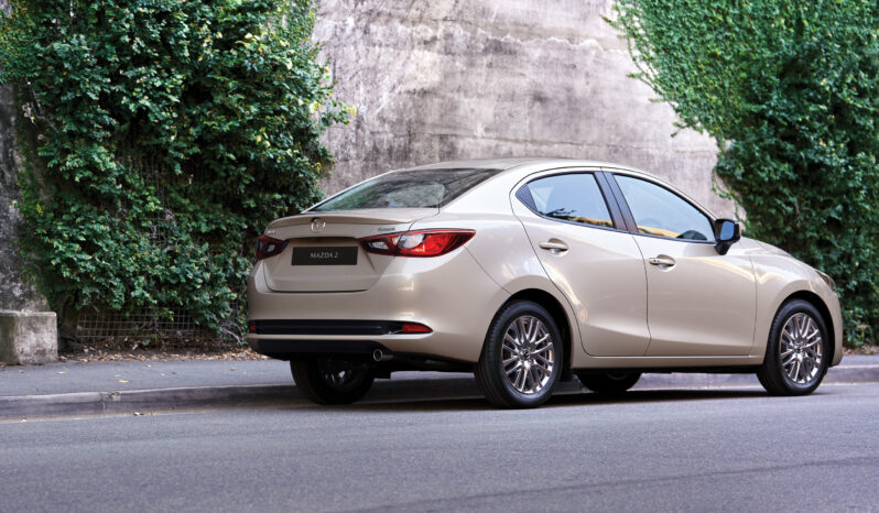 
								New Mazda 2 Sedan full									