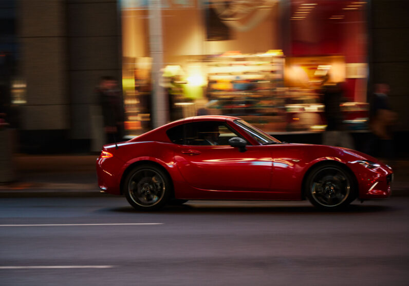 
								New Mazda MX-5 RF full									